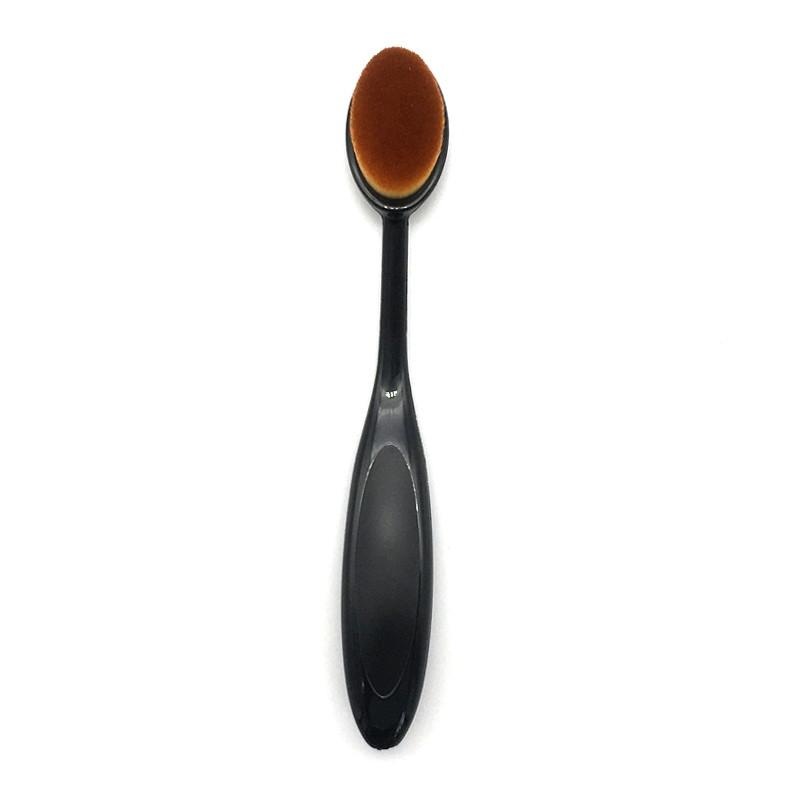 Foundation Brush Oval