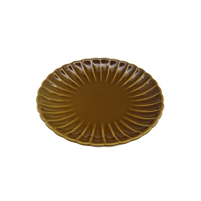 Plate Chrysanthemum 5.90in Brown