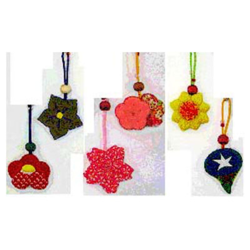 Chirimen Season Flowers Key Chain