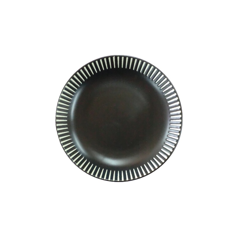 PLATE MODERNSTRIPE BK 14 H2.5