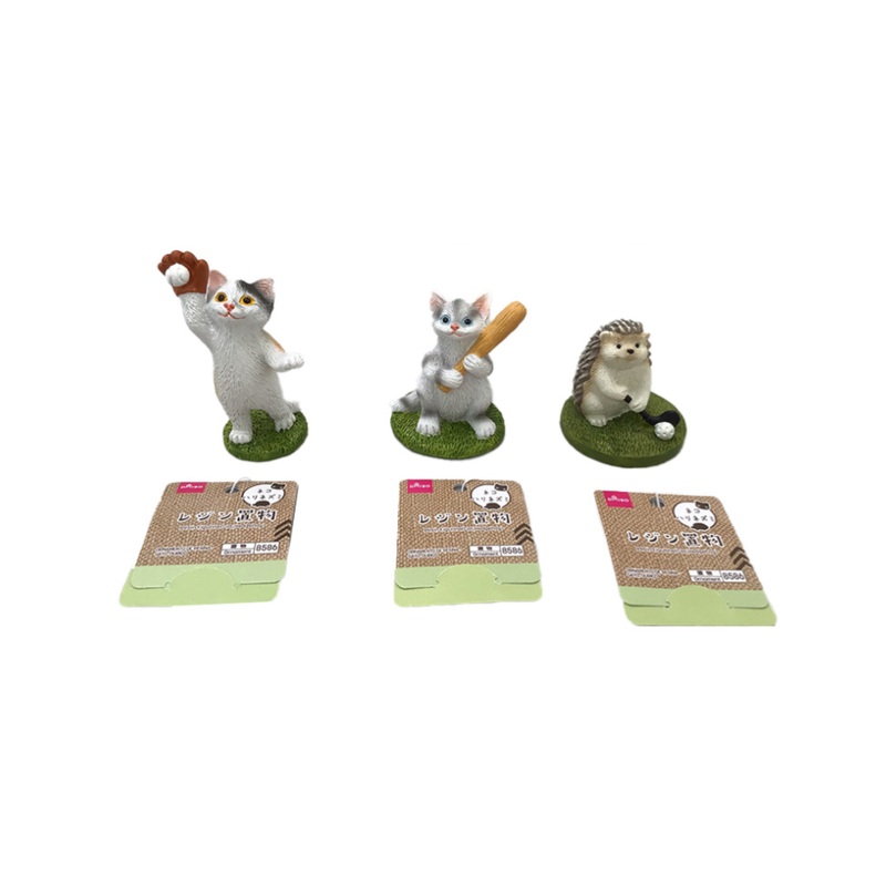 Resin Figurine Cats/Hedgehog