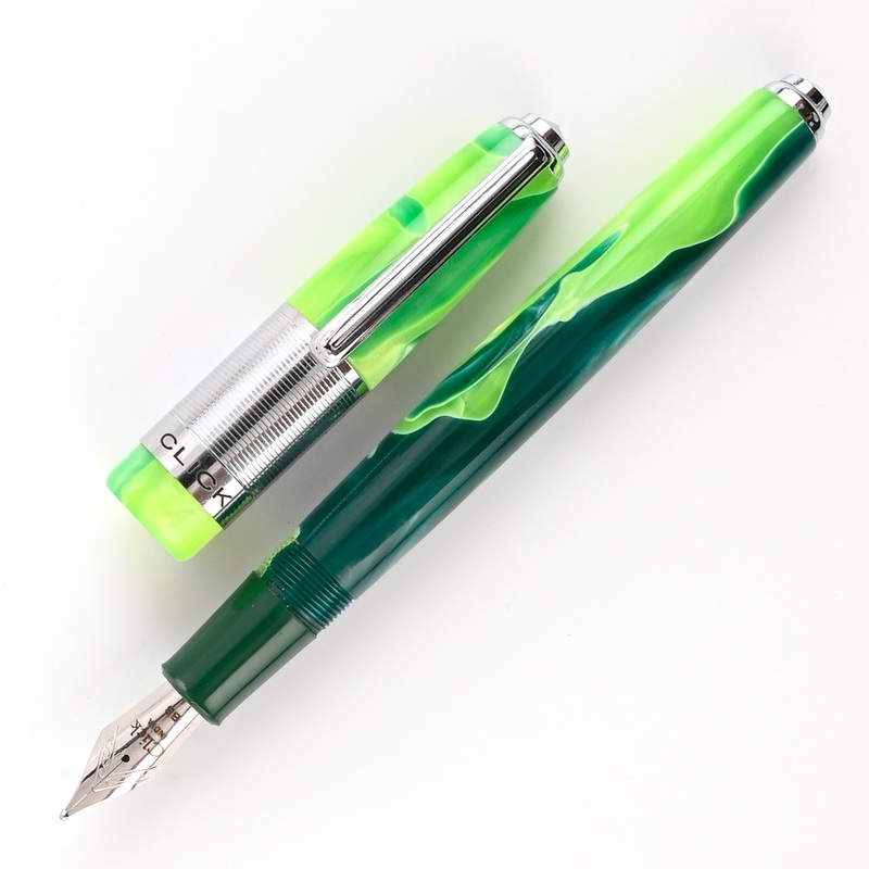 Click Retro Acrylic Fountain Pen - Green CT